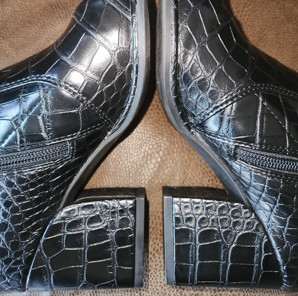 HTF Sassy Fierce Sexy Marc Fisher OTK Black Croc Embossed Boots - Picture 13 of 16